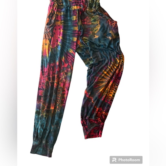 Knit jogger style tie dye jumpsuit with cap sleeves pockets and drawstring waist - Picture 4 of 11